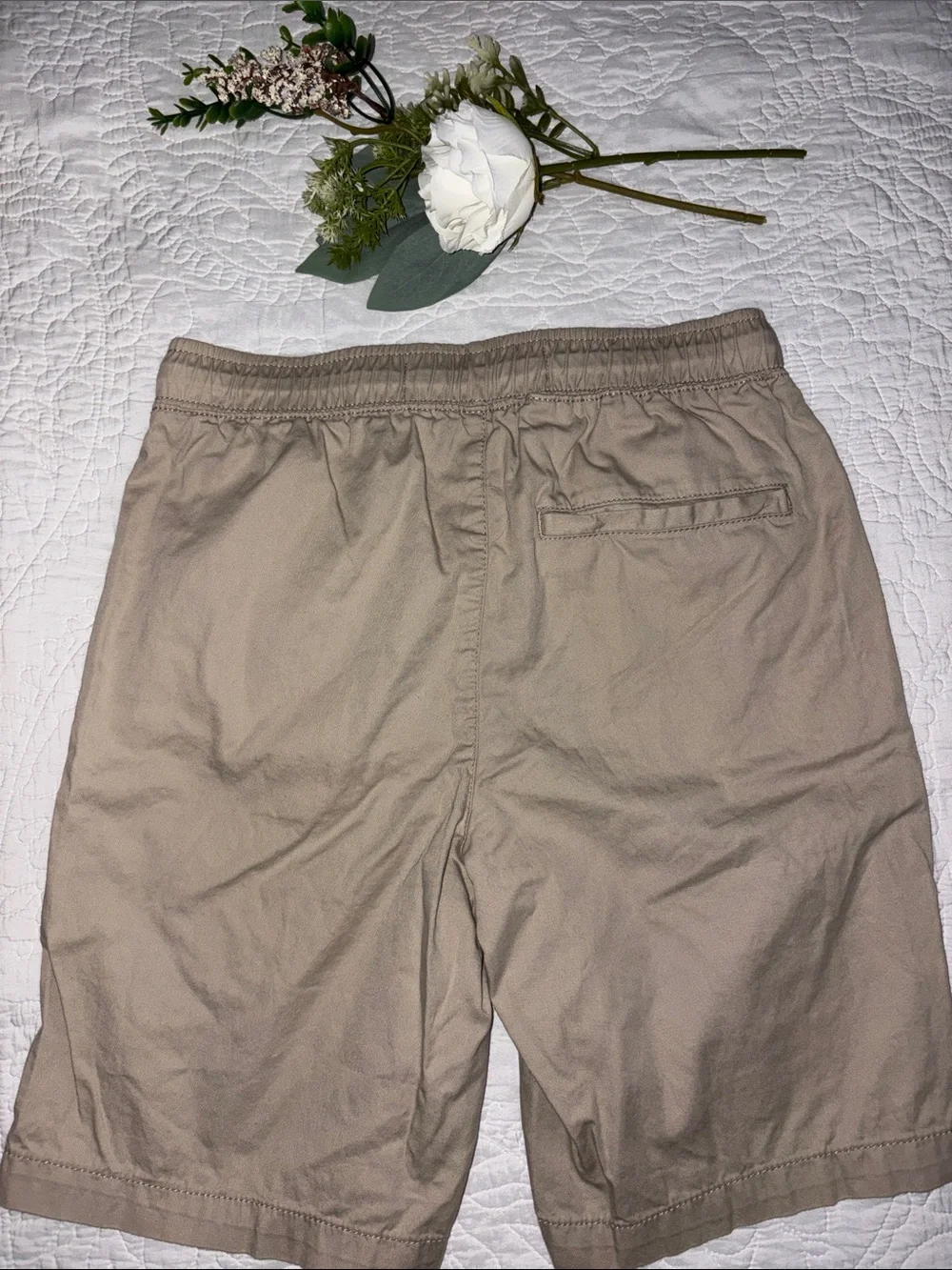 Old Navy boys Light khaki Drawstring Hybrid Shorts